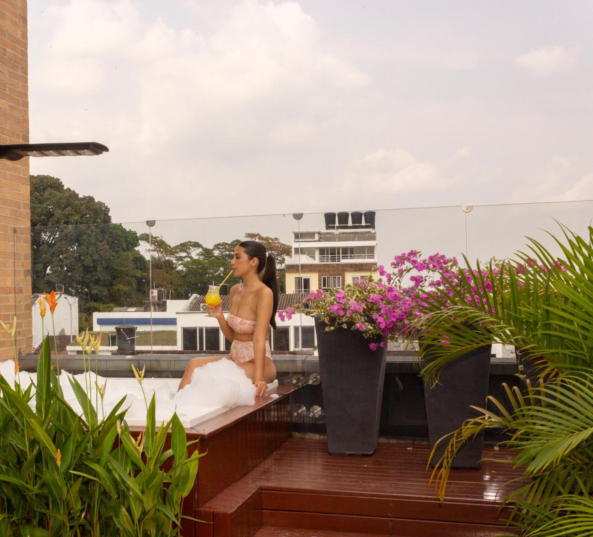Vvc Hotel'S Villavicencio Exteriör bild